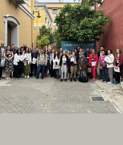 Staff Training Week CSIRC y Biblioteca Fotografía de grupo de personas participantes en la Staff Training Week